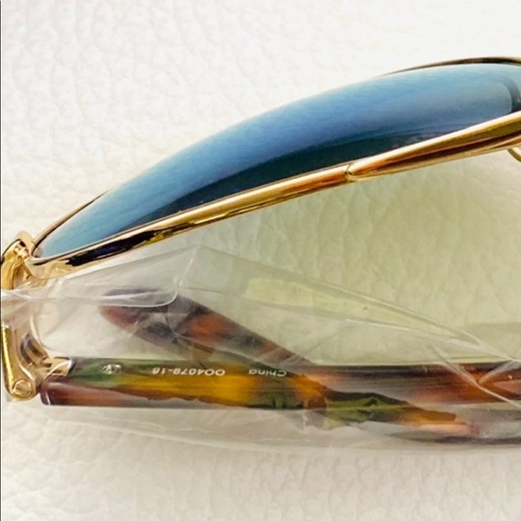 Oakley Aviator Polarized Blue Gold Sunglasses main image 4